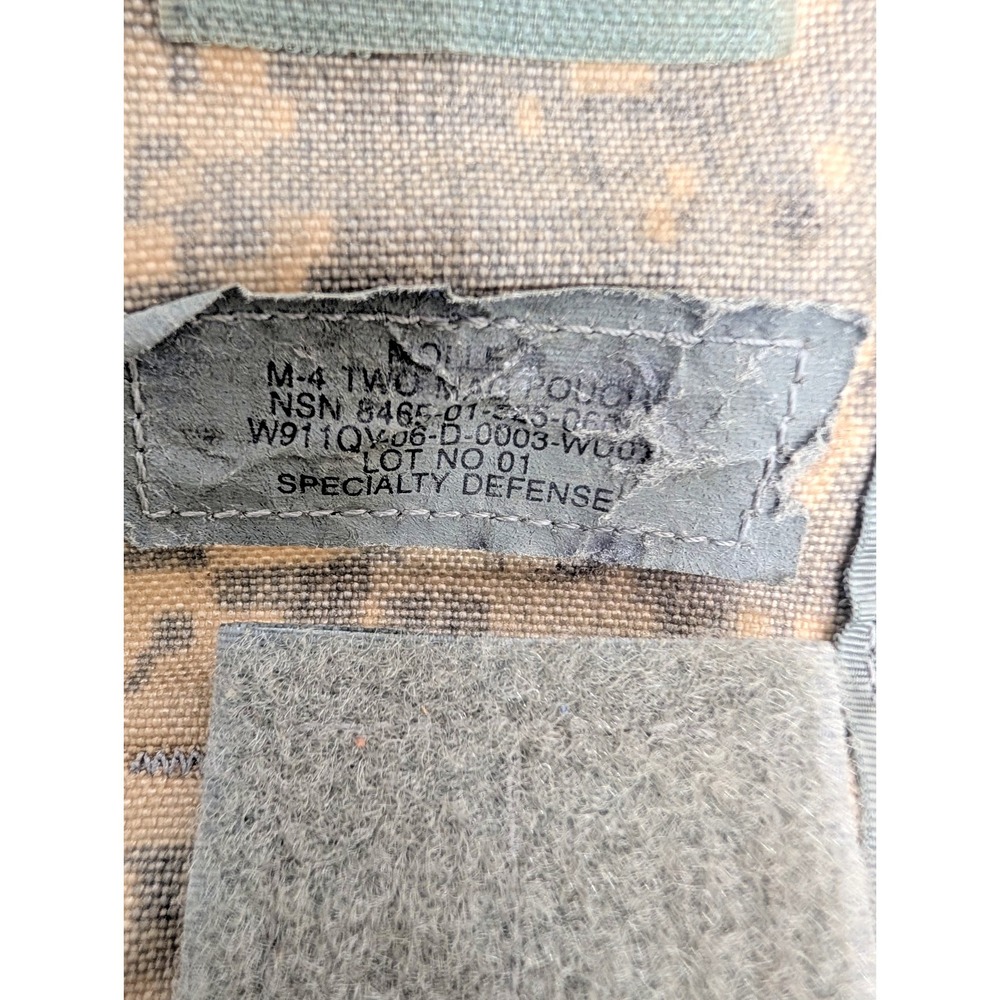 US Milttary ACU MOLLE II Bandoleer, Triple Mag, Assorted Pouches - 7 total items - Picture 5 of 16